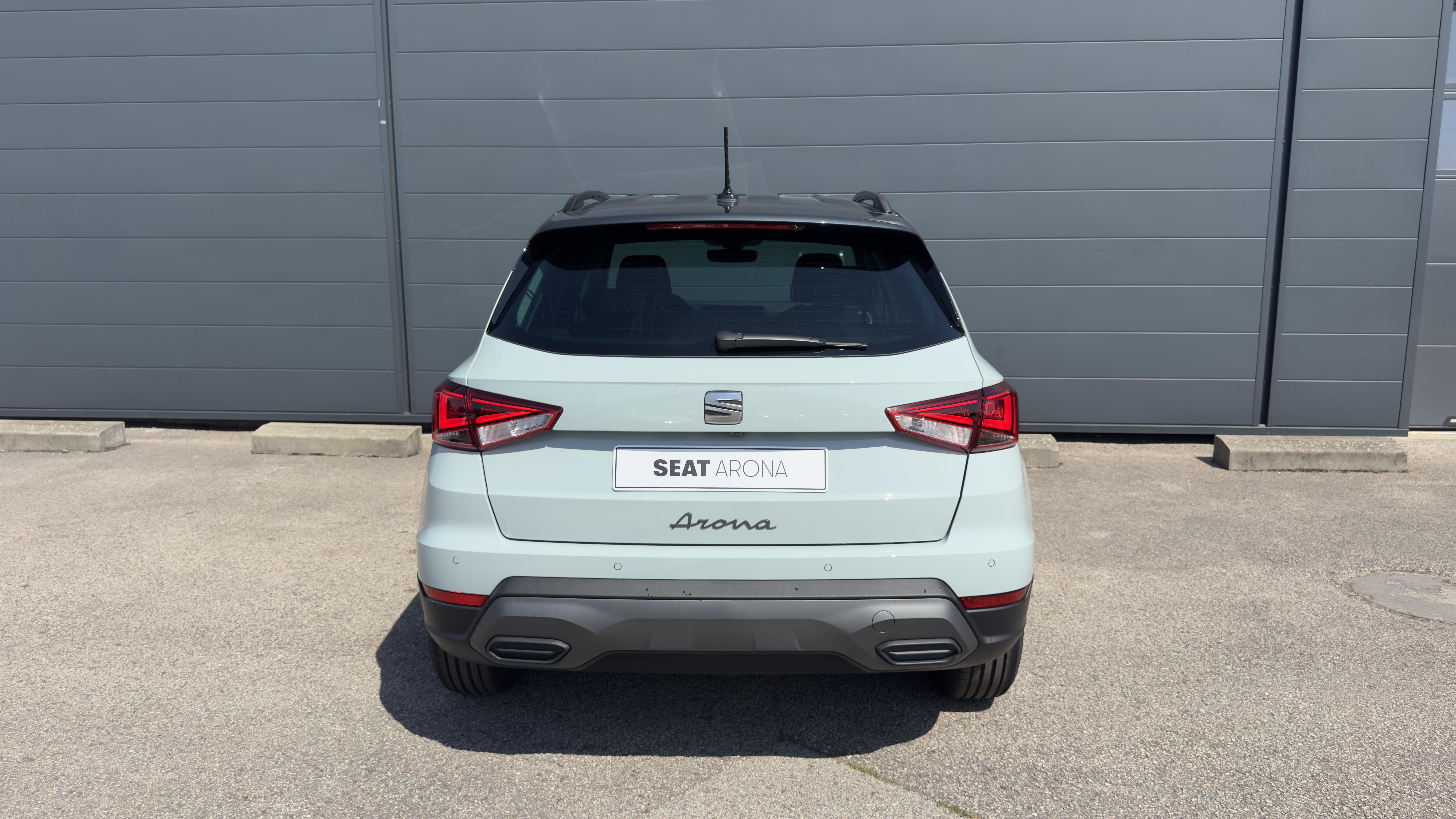 SEAT_ARONA_FACE-ARRIERE