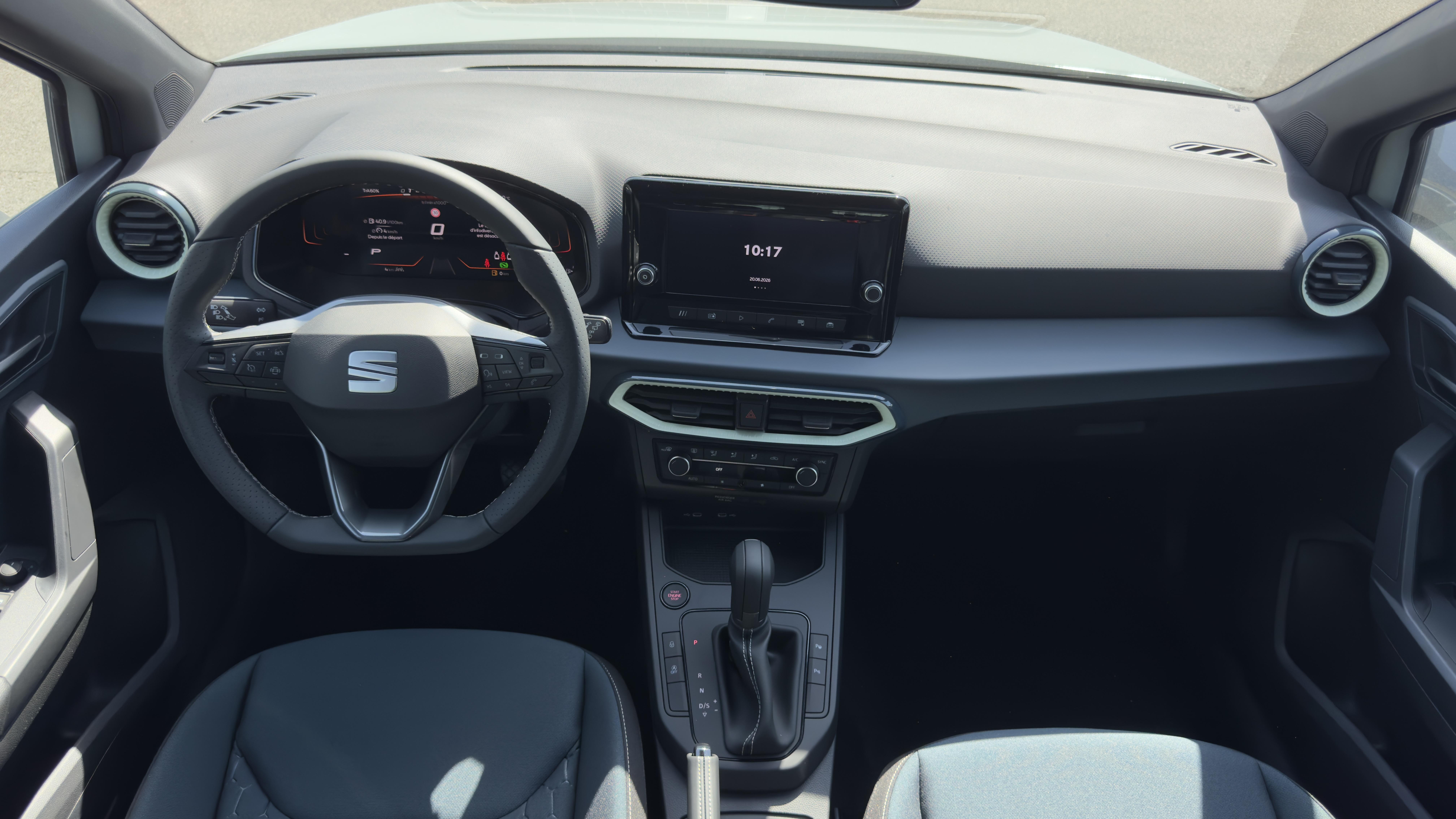 SEAT_ARONA_PLANCHE-DE-BORD