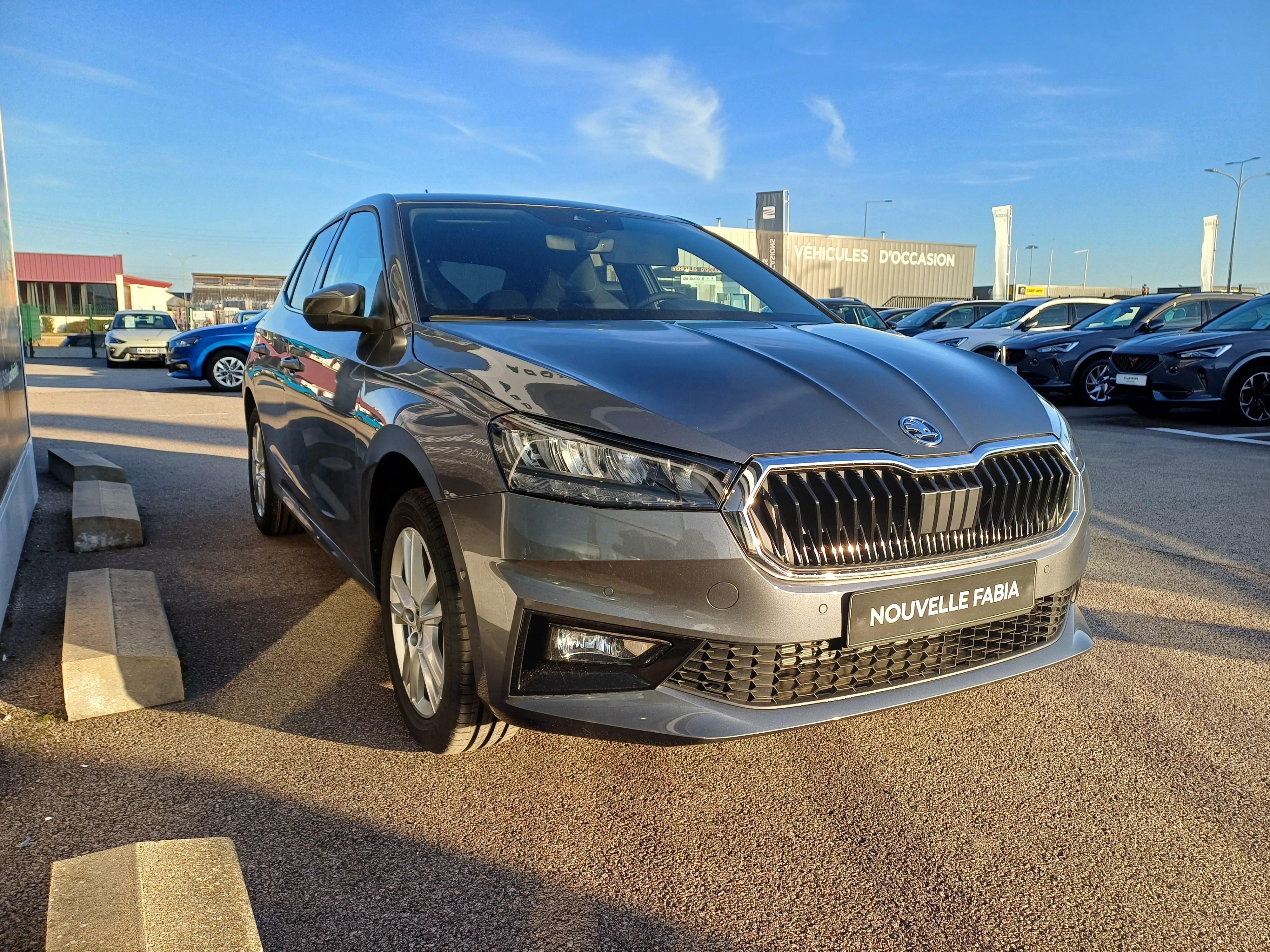 SKODA_FABIA_34-AVANT-DROIT