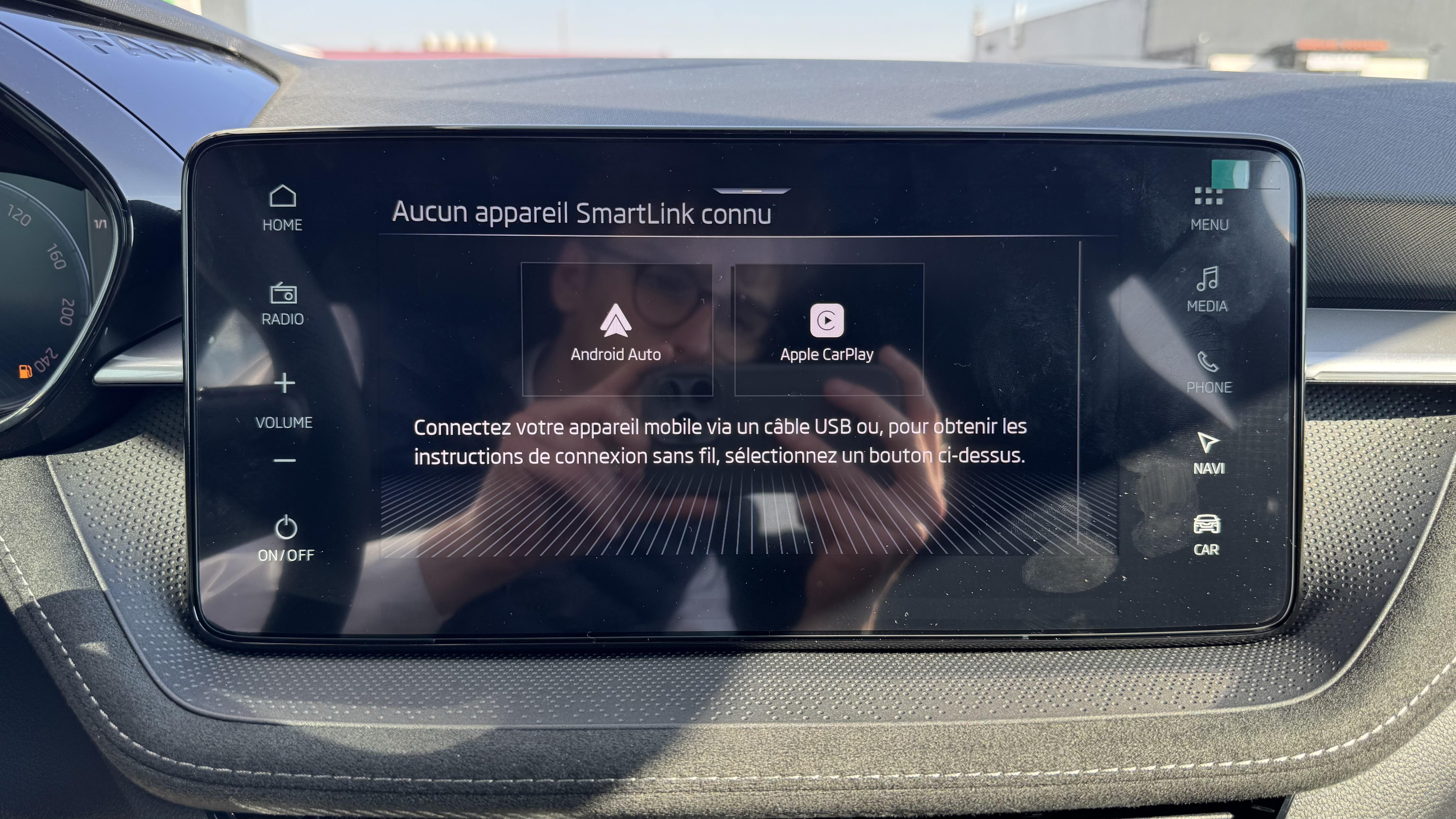 SKODA_FABIA_CONSOLE-CENTRALE-GPS