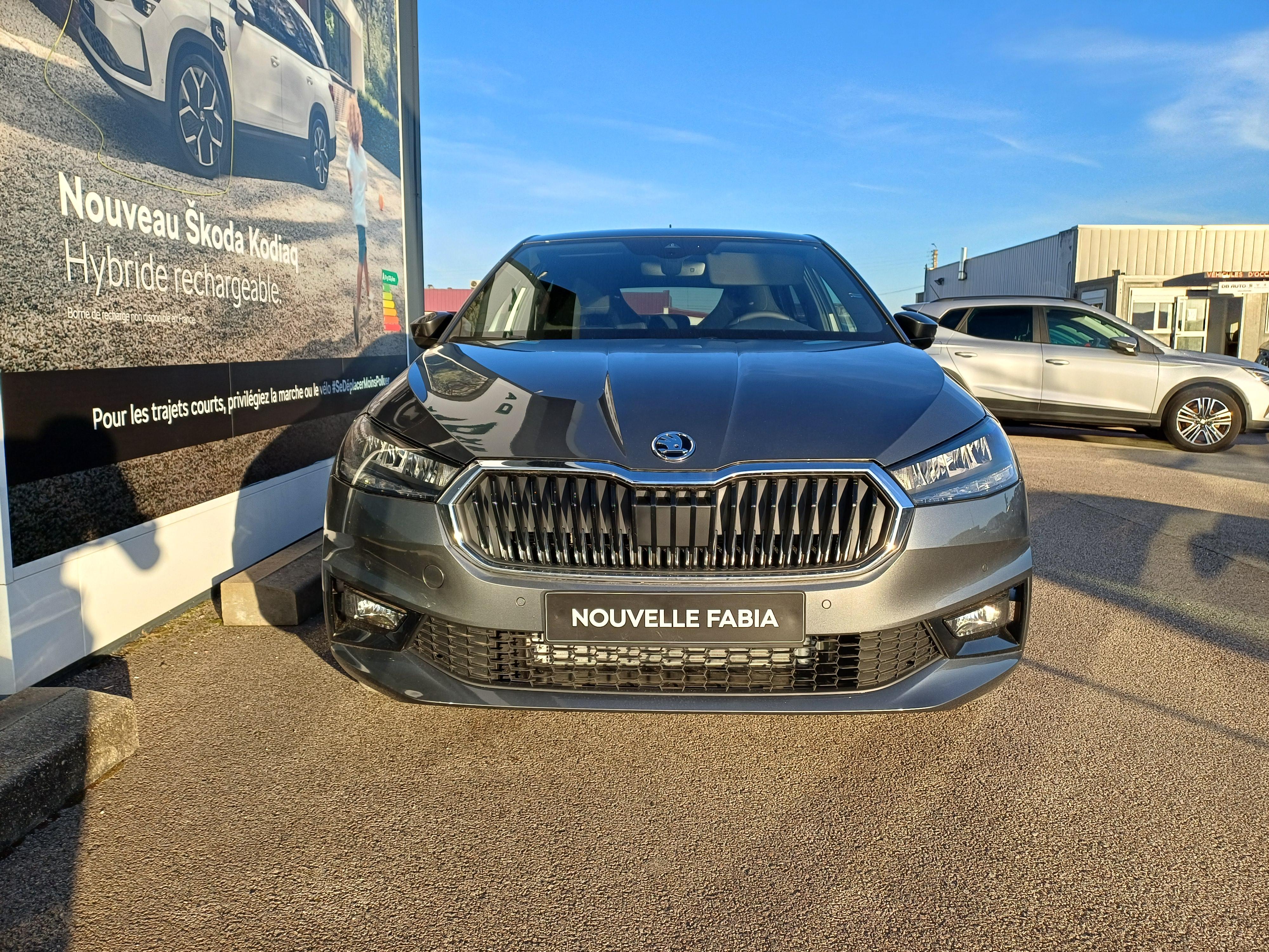SKODA_FABIA_FACE-AVANT