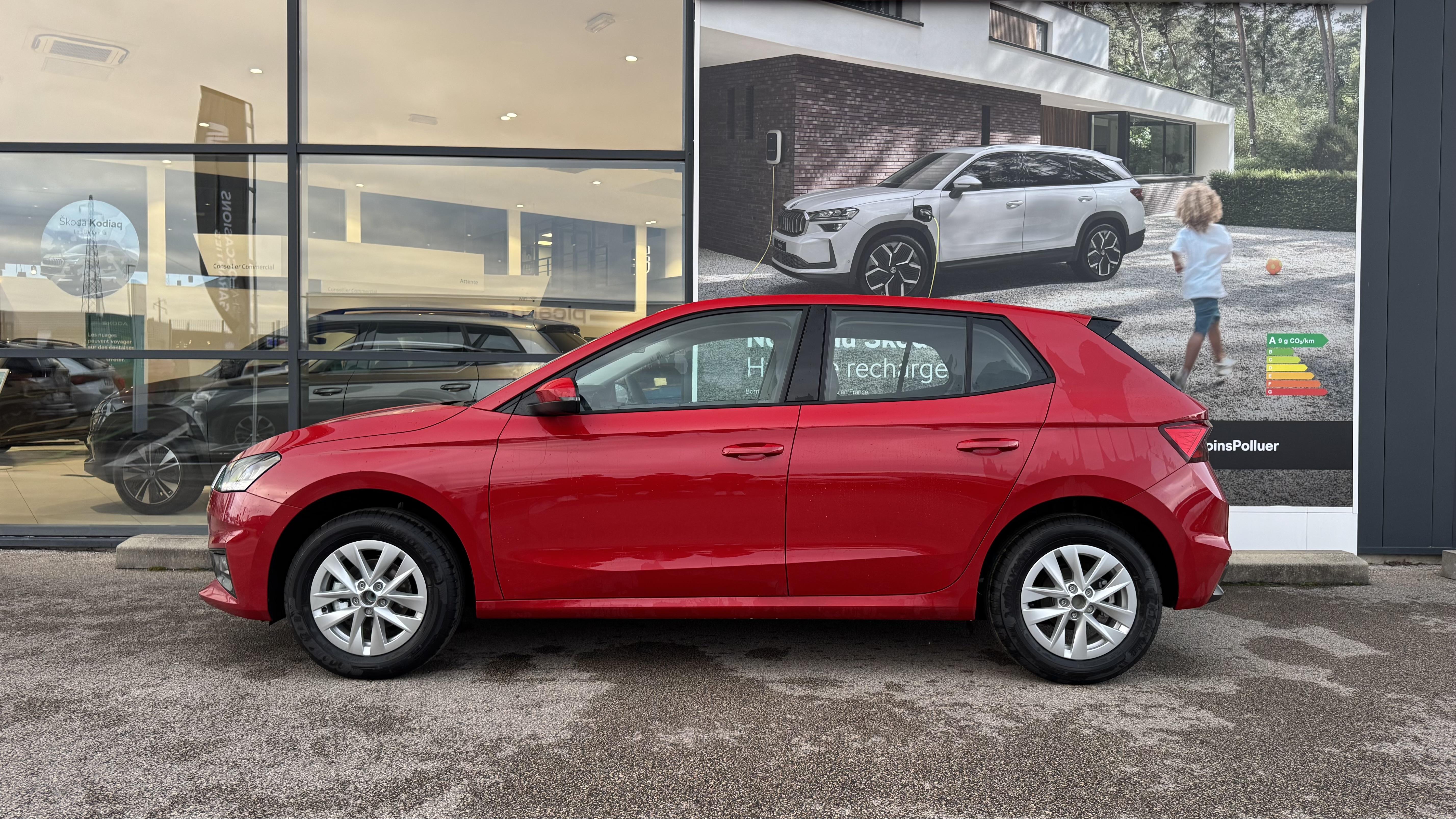 SKODA_FABIA_PROFIL-GAUCHE
