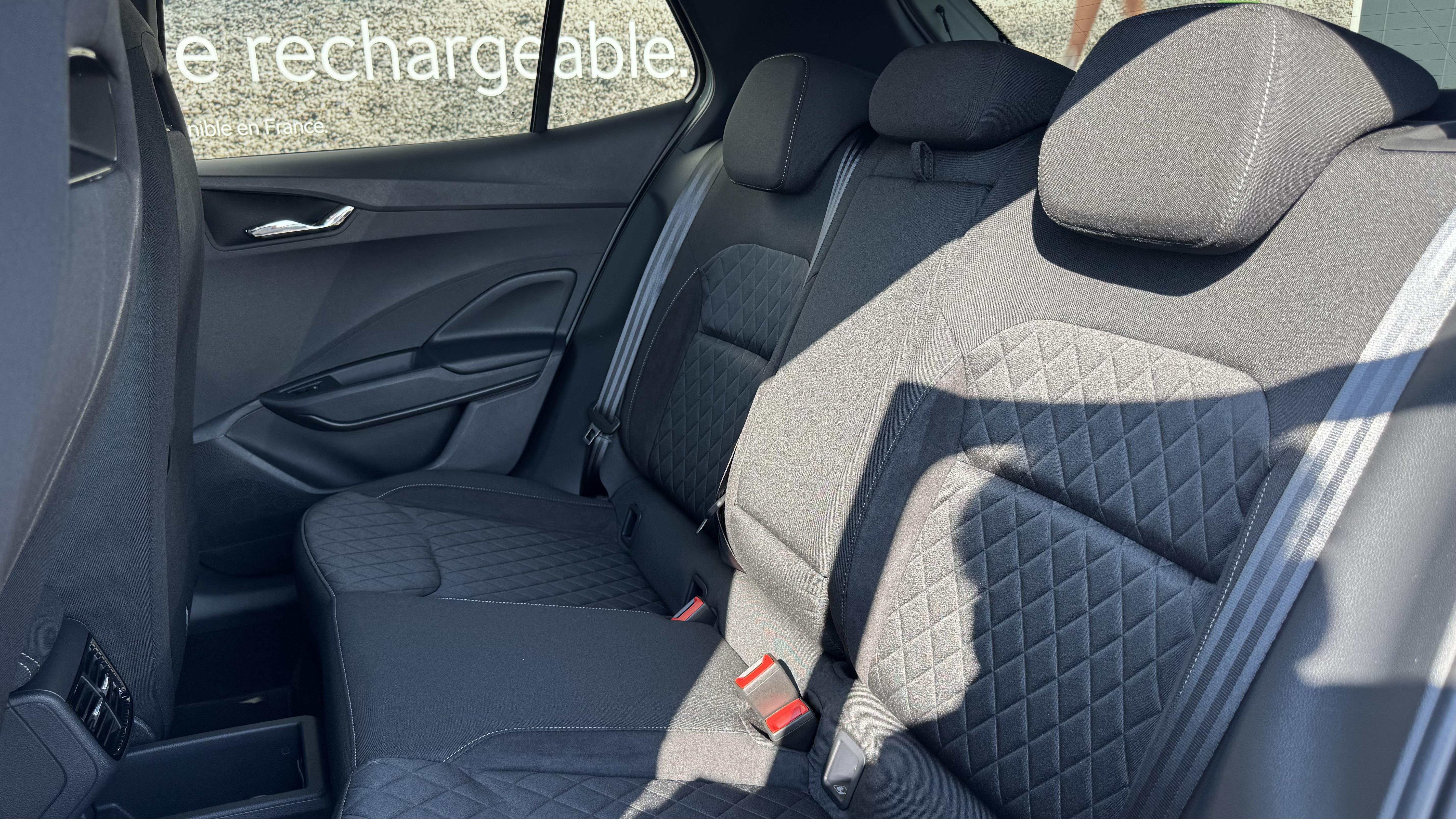 SKODA_FABIA_SIEGE-ARRIERE-GAUCHE