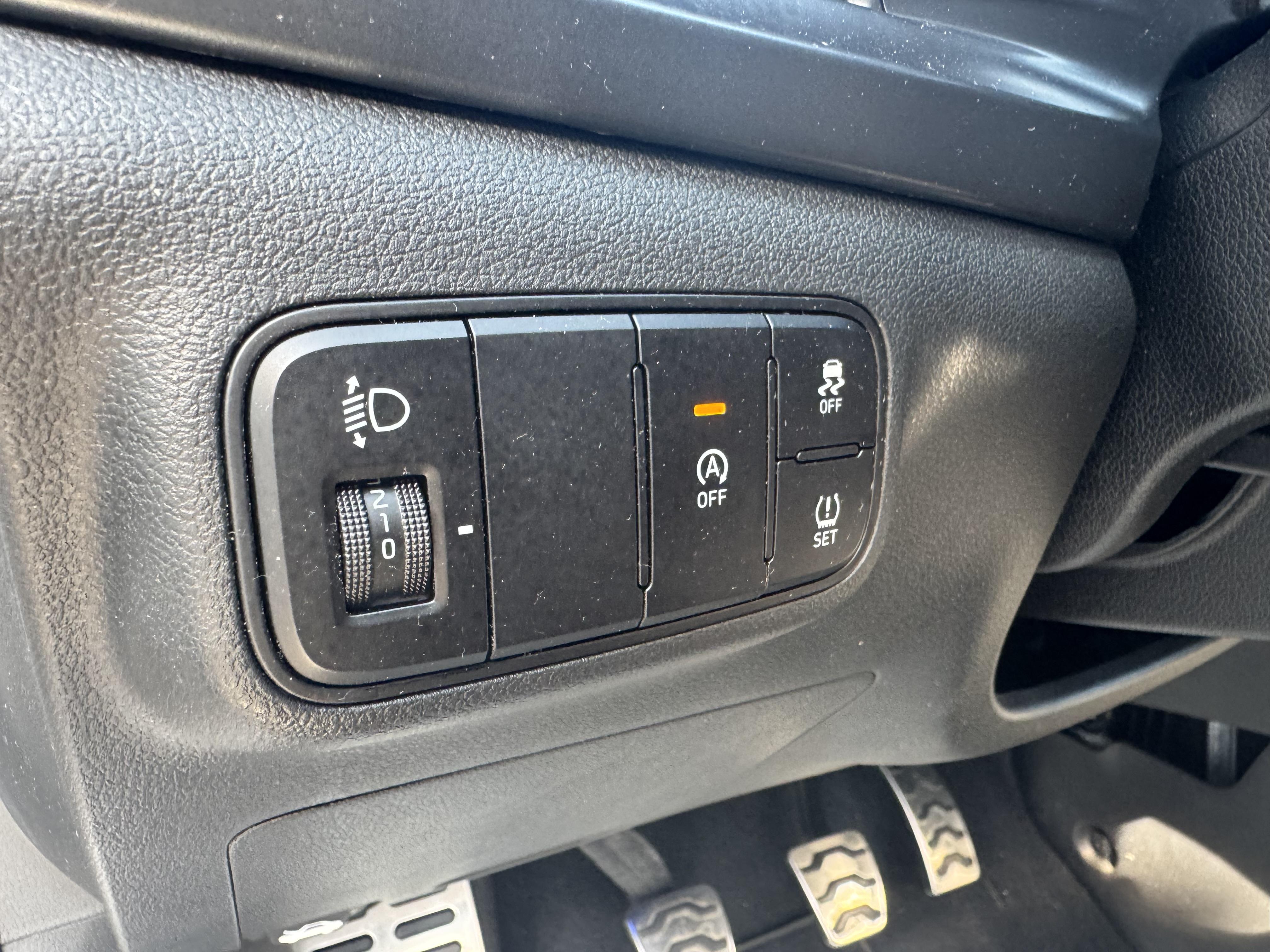 HYUNDAI_I20