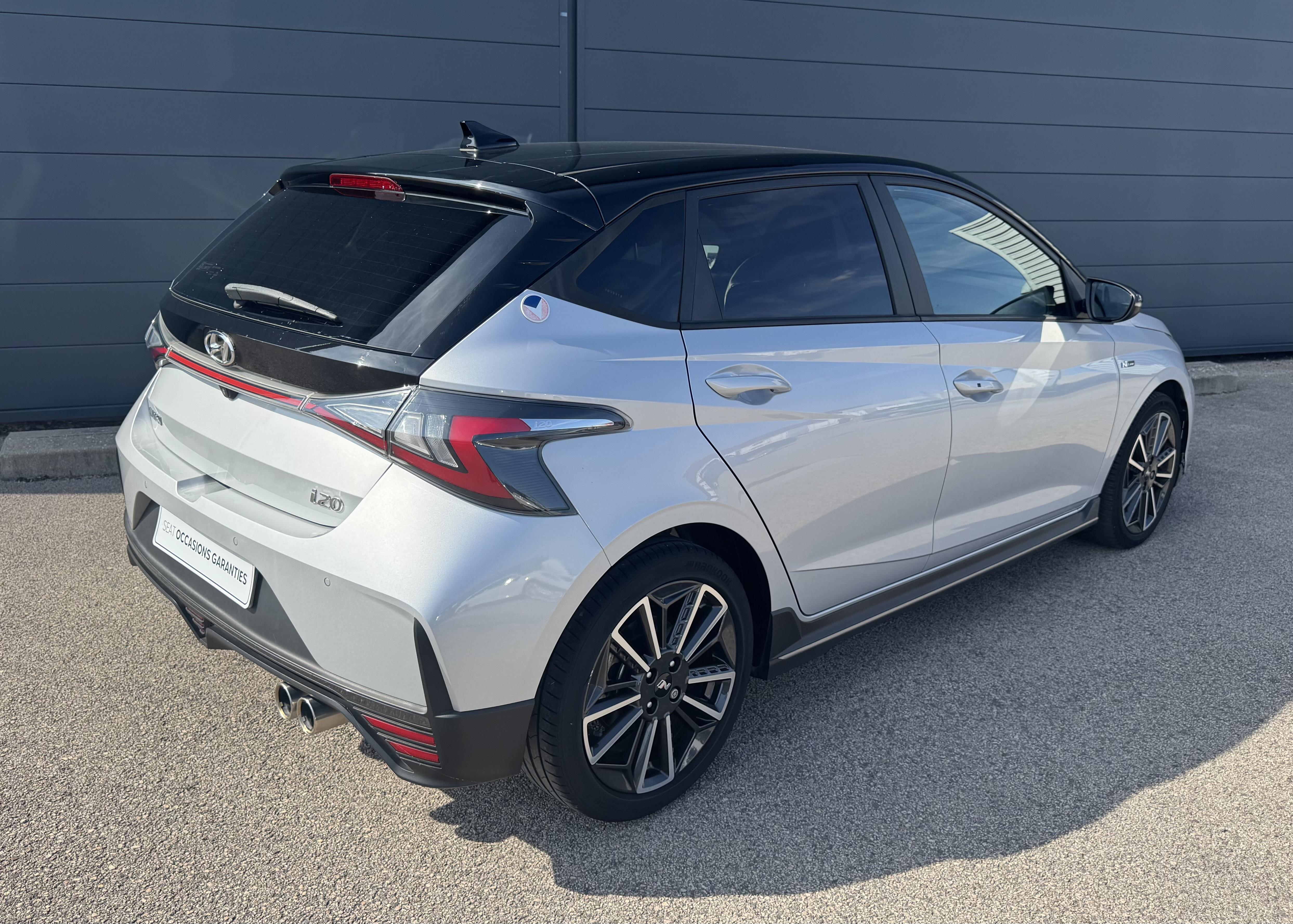 HYUNDAI_I20_34-ARRIERE-DROIT