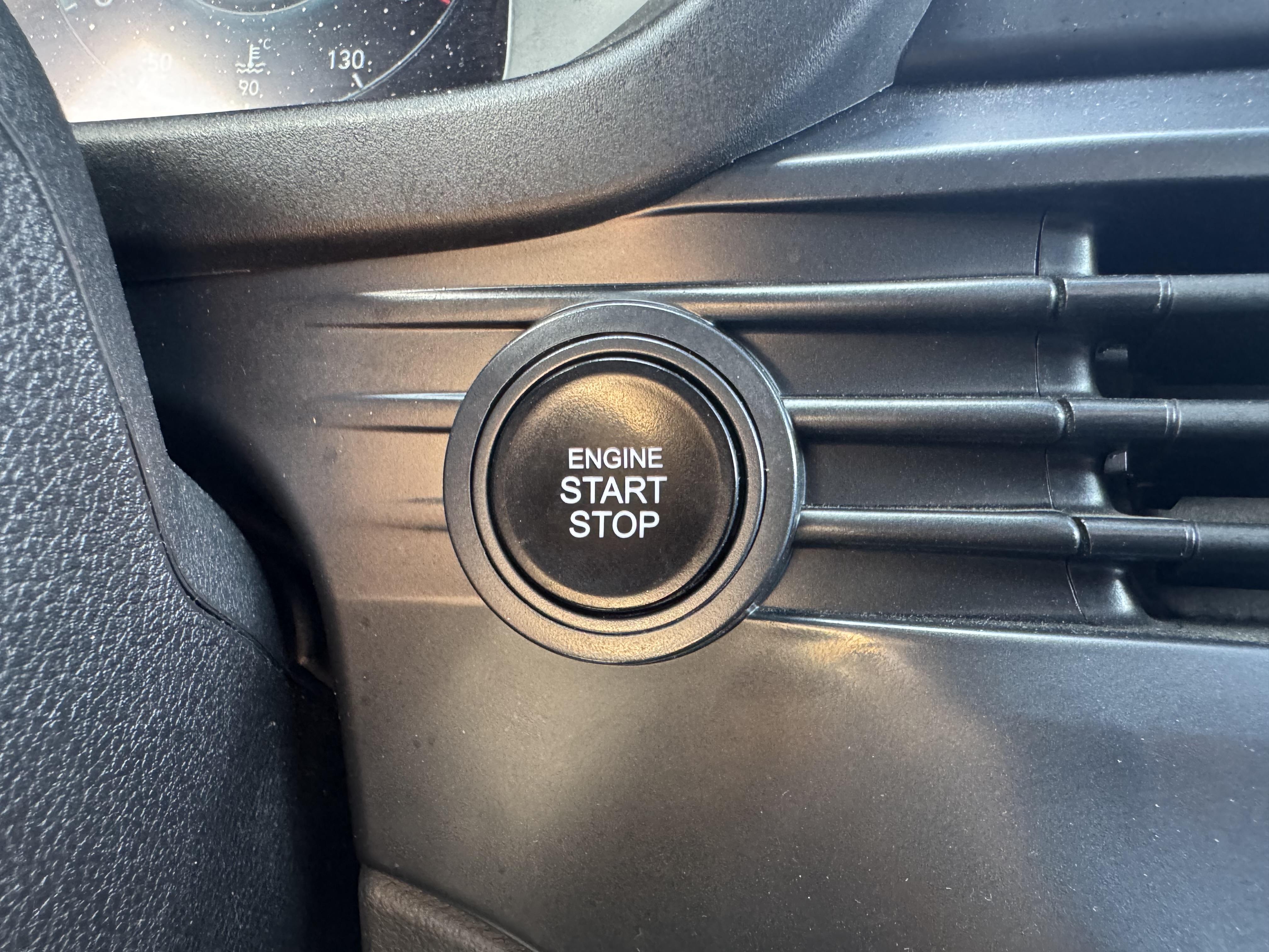 HYUNDAI_I20_SIEGE-AVANT-PASSAGER