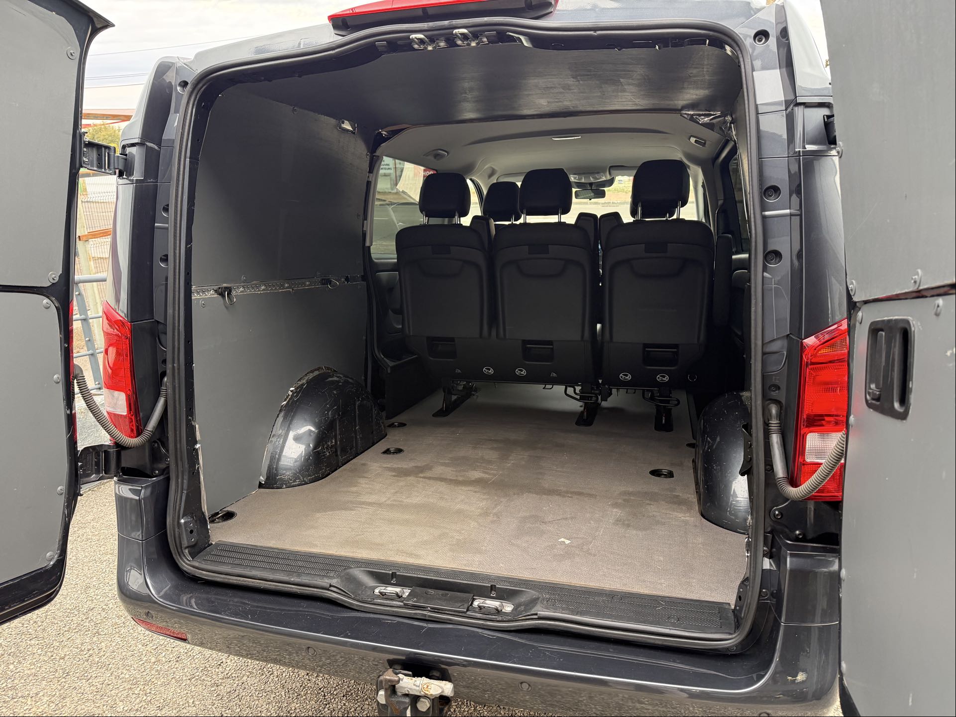 MERCEDES_VITO-MIXTO_COFFRE