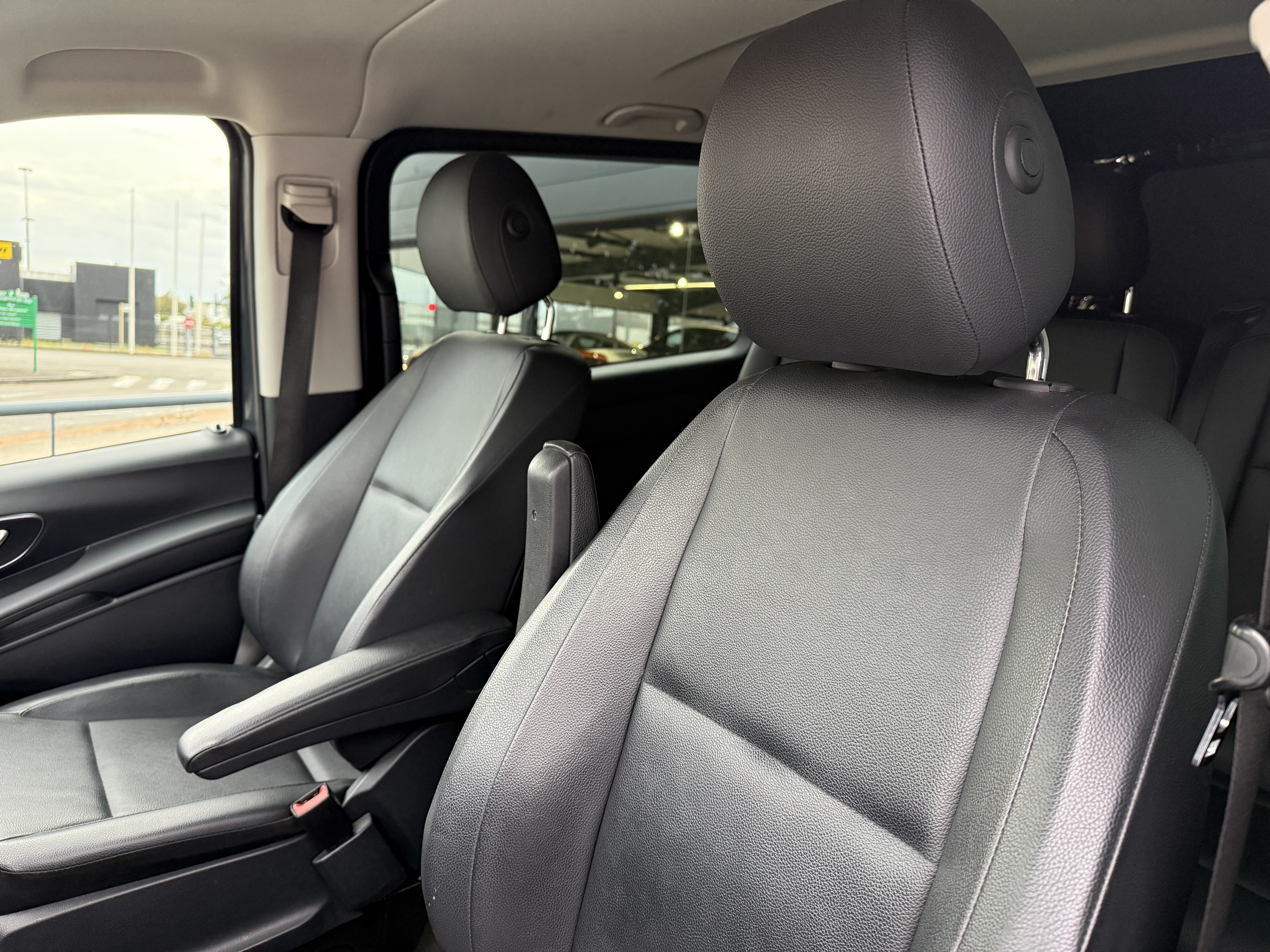 MERCEDES_VITO-MIXTO_SIEGE-CONDUCTEUR
